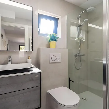 Moderne Ferienwohnung Olive Premium In Porec Apartment