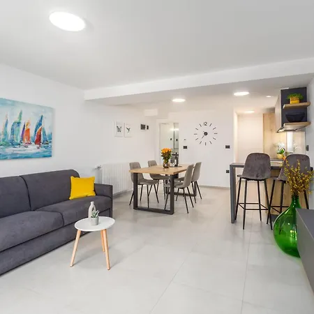 Moderne Ferienwohnung Olive Premium In Porec Apartment